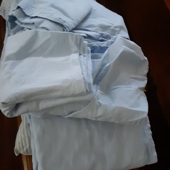 Laura Ashley Light Blue KING Flannel Sheet Set - Picture 3 of 6